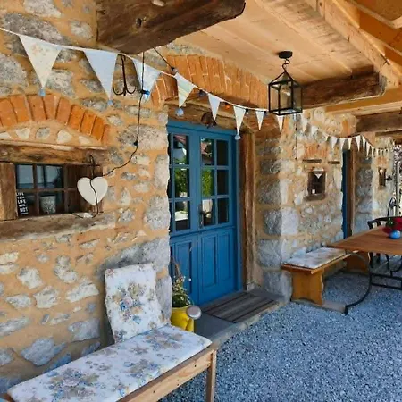 Stalca Casa de Férias Businja Vas
